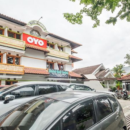 Oyo 1945 Hotel Bali Indah Bandung Zewnętrze zdjęcie