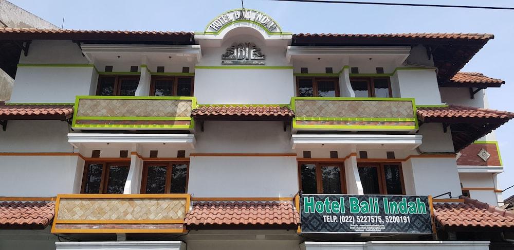 Oyo 1945 Hotel Bali Indah Bandung Zewnętrze zdjęcie