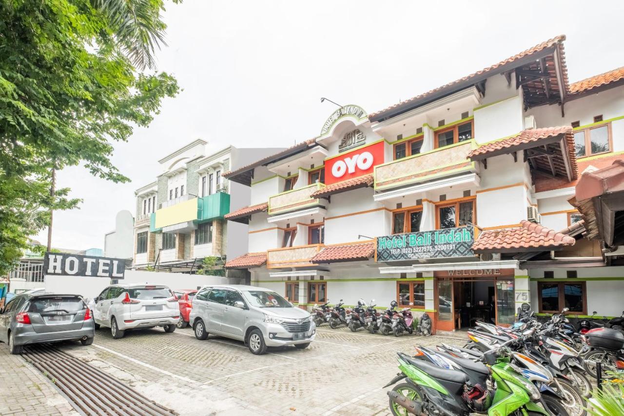 Oyo 1945 Hotel Bali Indah Bandung Zewnętrze zdjęcie