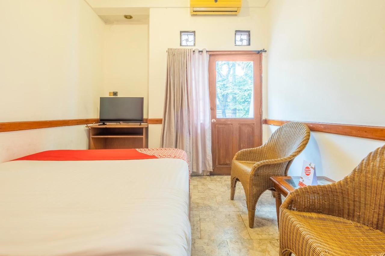 Oyo 1945 Hotel Bali Indah Bandung Zewnętrze zdjęcie