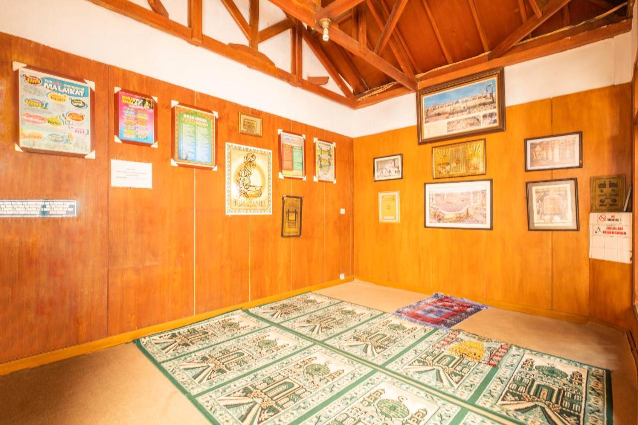 Oyo 1945 Hotel Bali Indah Bandung Zewnętrze zdjęcie