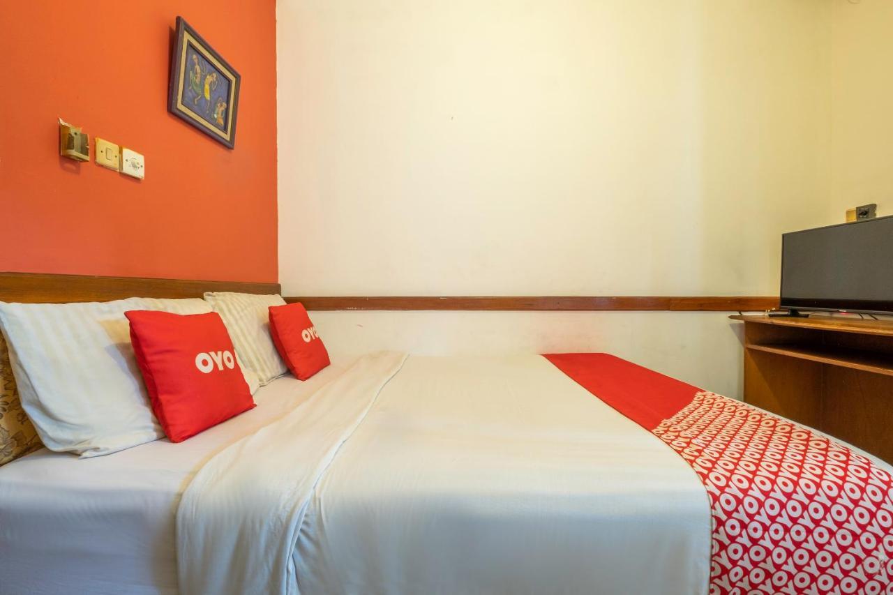 Oyo 1945 Hotel Bali Indah Bandung Zewnętrze zdjęcie