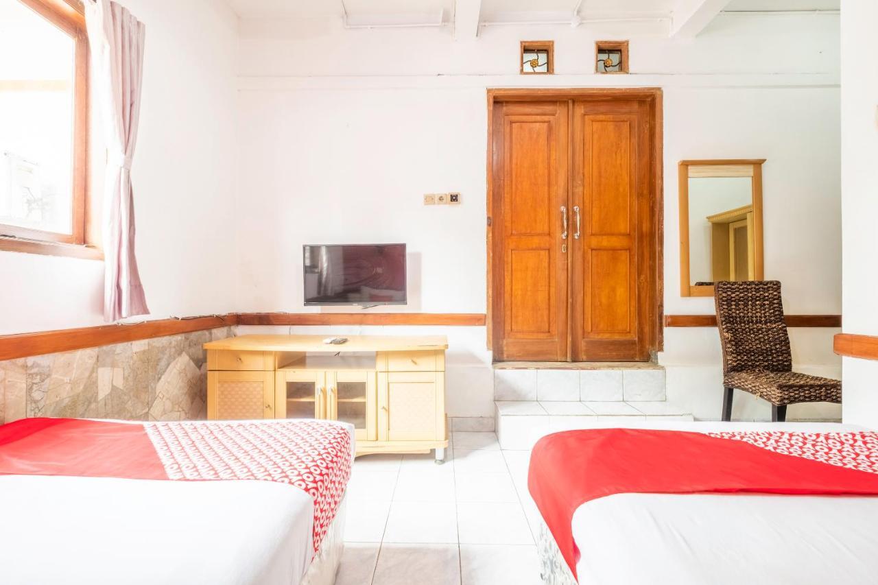 Oyo 1945 Hotel Bali Indah Bandung Zewnętrze zdjęcie