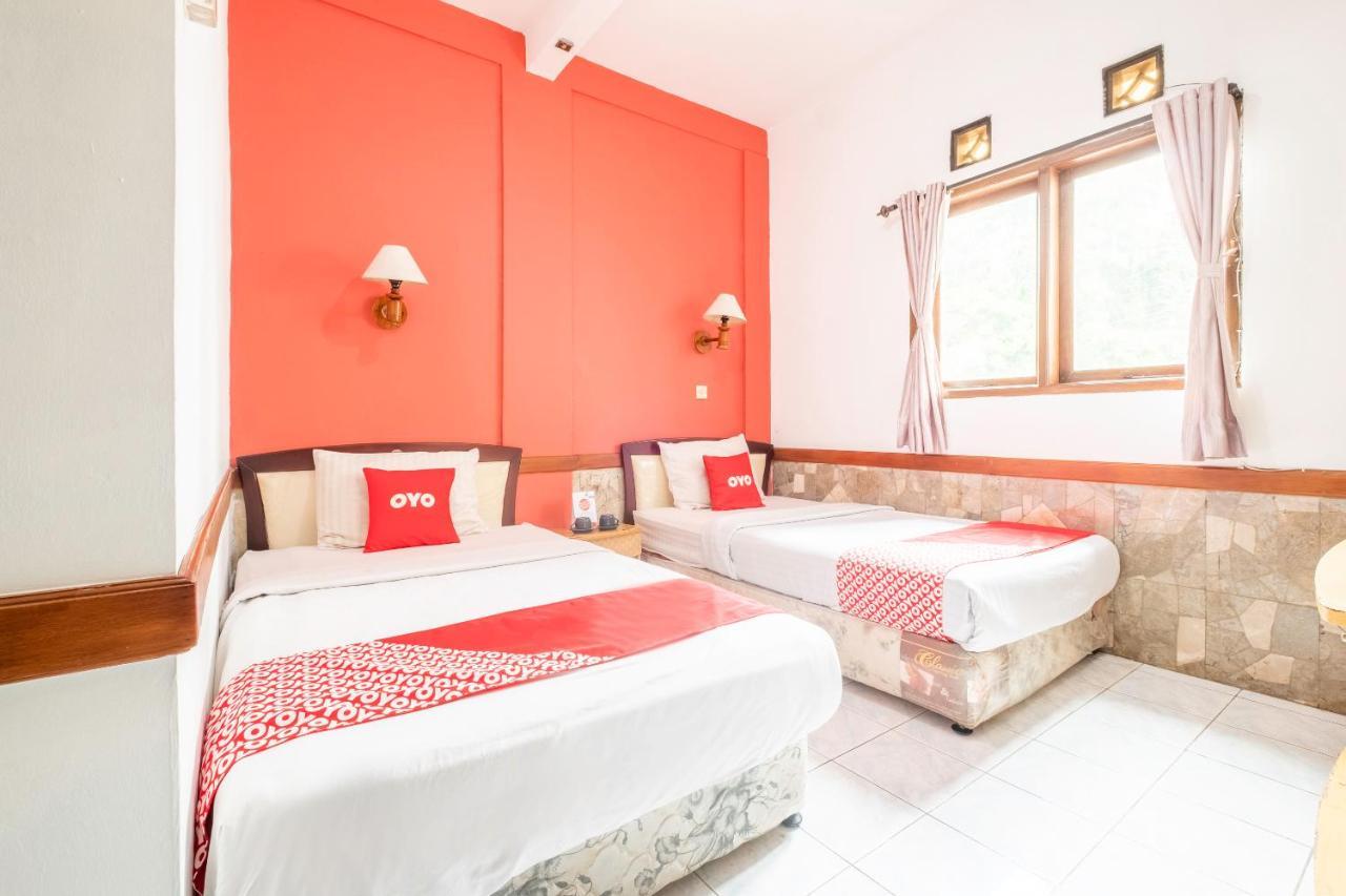 Oyo 1945 Hotel Bali Indah Bandung Zewnętrze zdjęcie