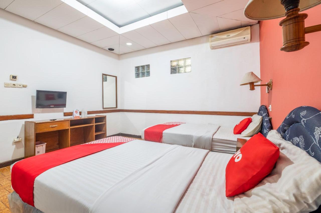 Oyo 1945 Hotel Bali Indah Bandung Zewnętrze zdjęcie