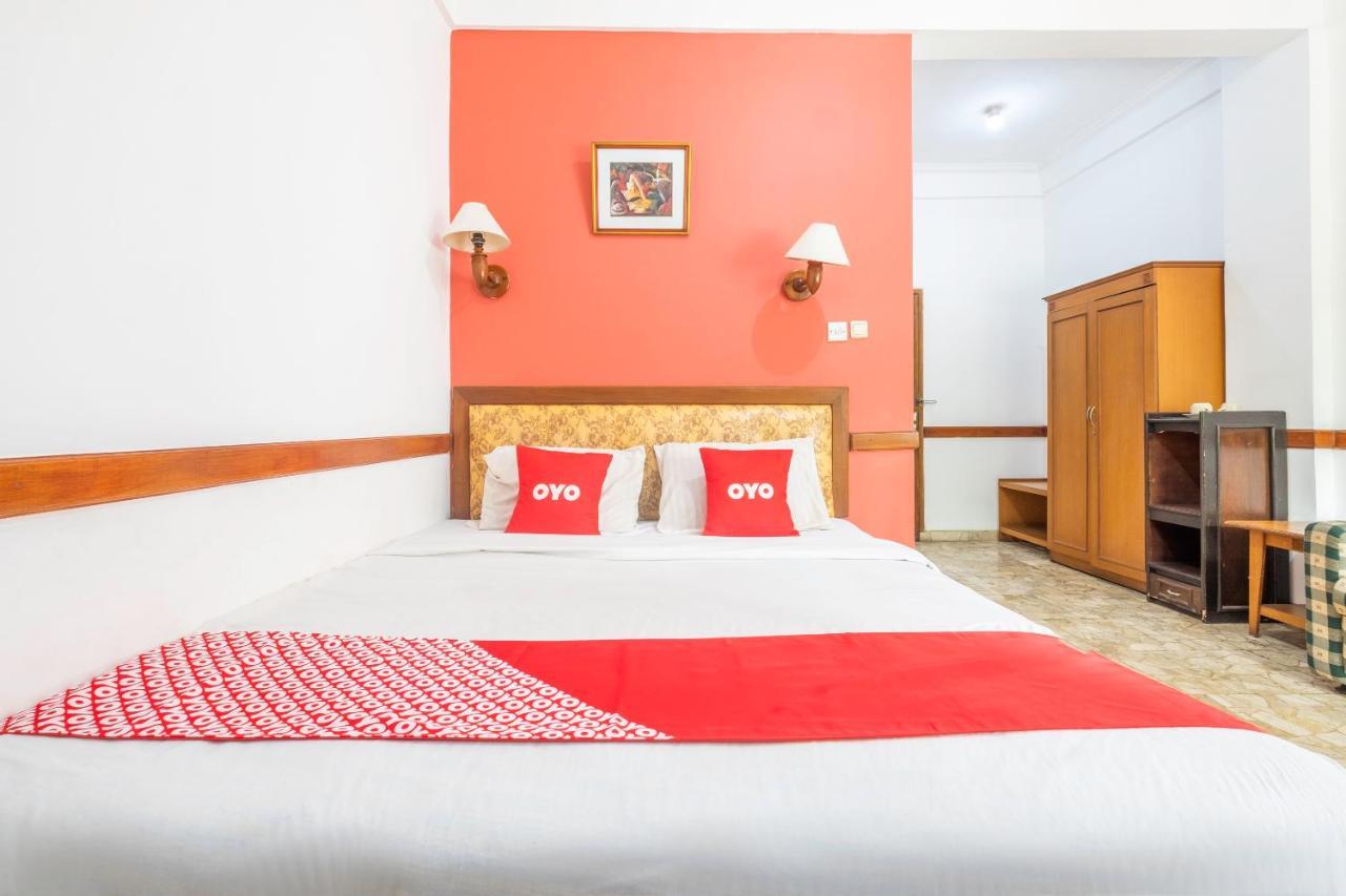 Oyo 1945 Hotel Bali Indah Bandung Zewnętrze zdjęcie
