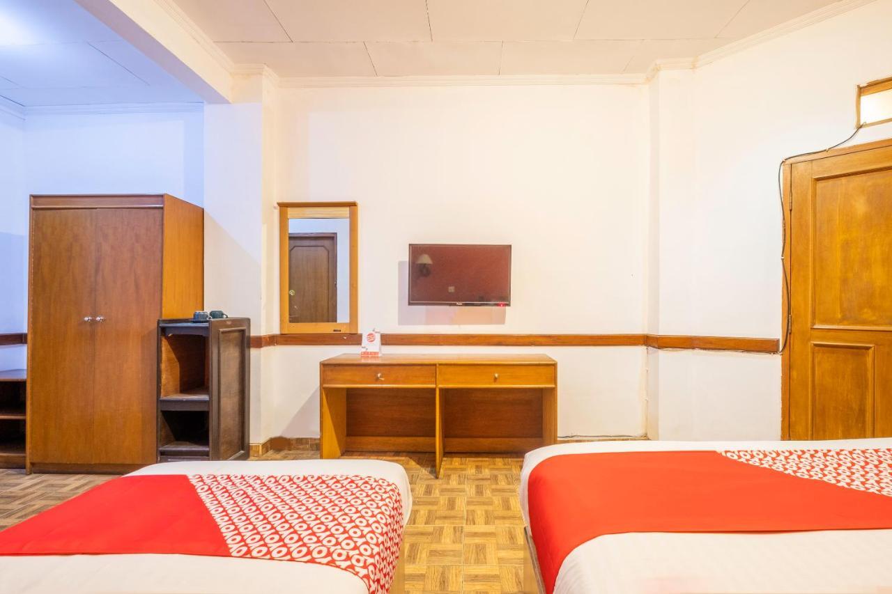 Oyo 1945 Hotel Bali Indah Bandung Zewnętrze zdjęcie